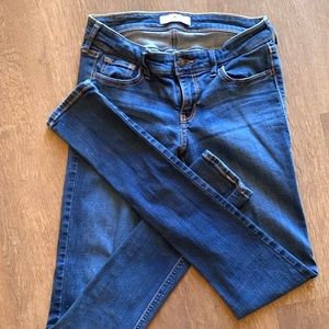 Hollister jeans size 5 w27 l31 perfect condition!